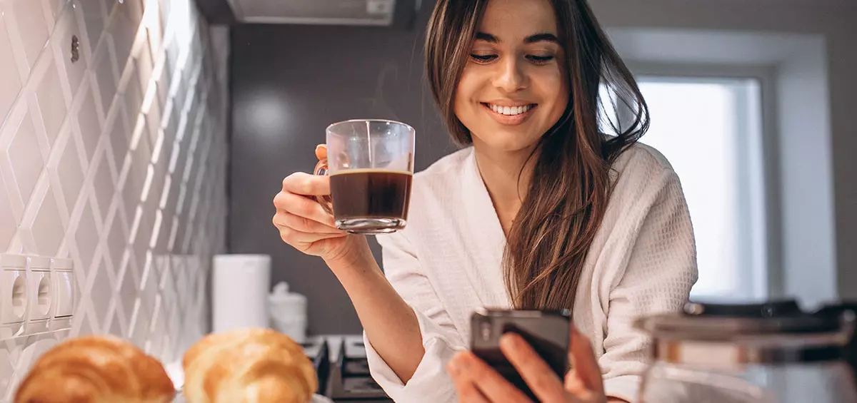 Evite bebidas com cafeína